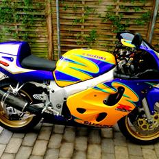 Suzuki Gsx-R 600 Corona