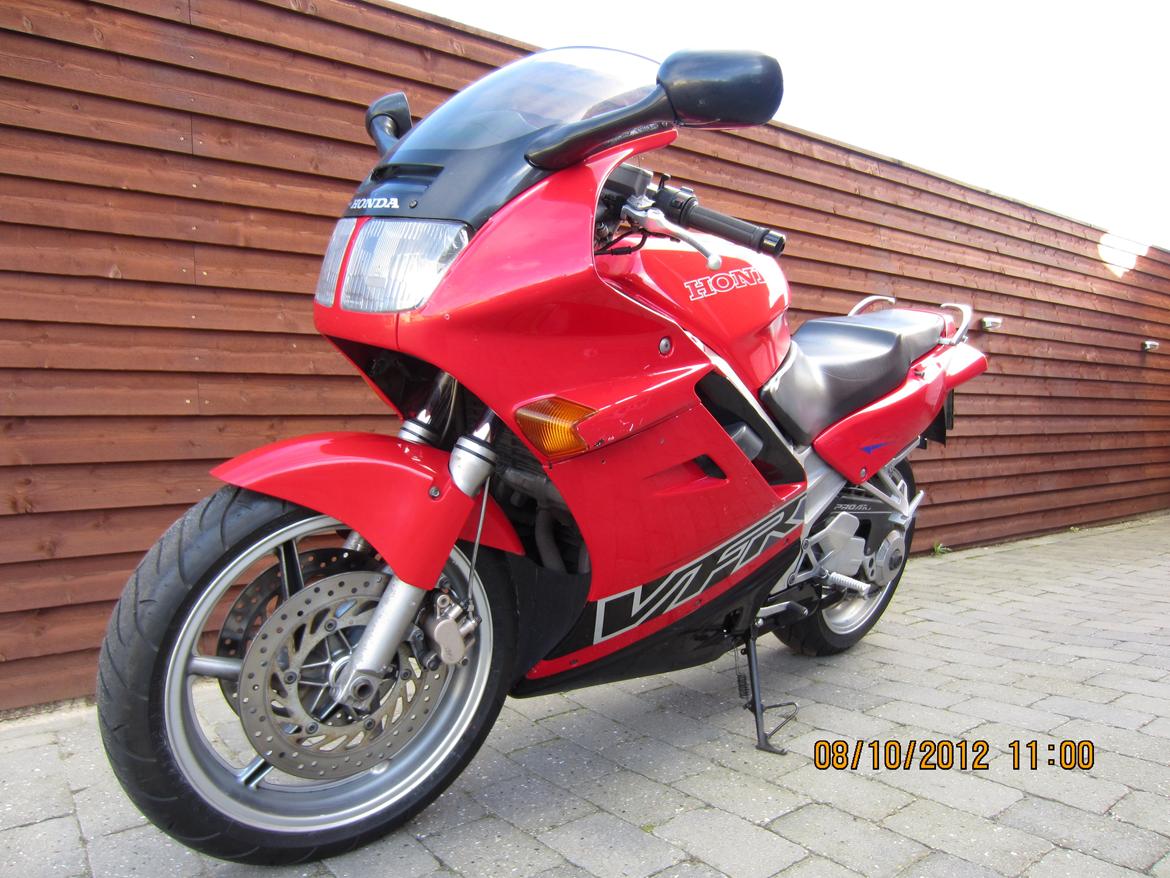 Honda VFR 750 F RC36-1 billede 9