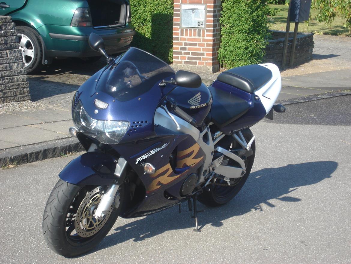 Honda CBR900RR FIREBLADE billede 4