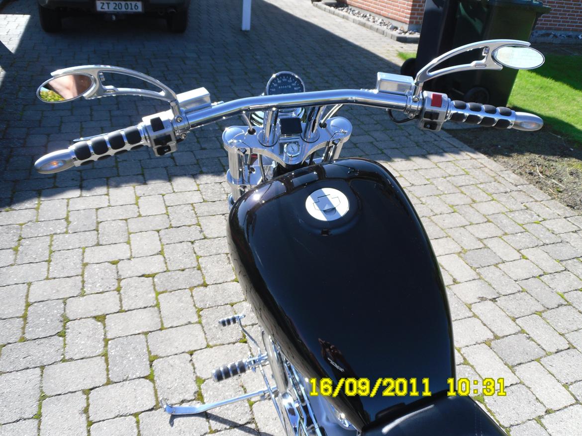 Suzuki Intruder VS 1400 GL billede 3