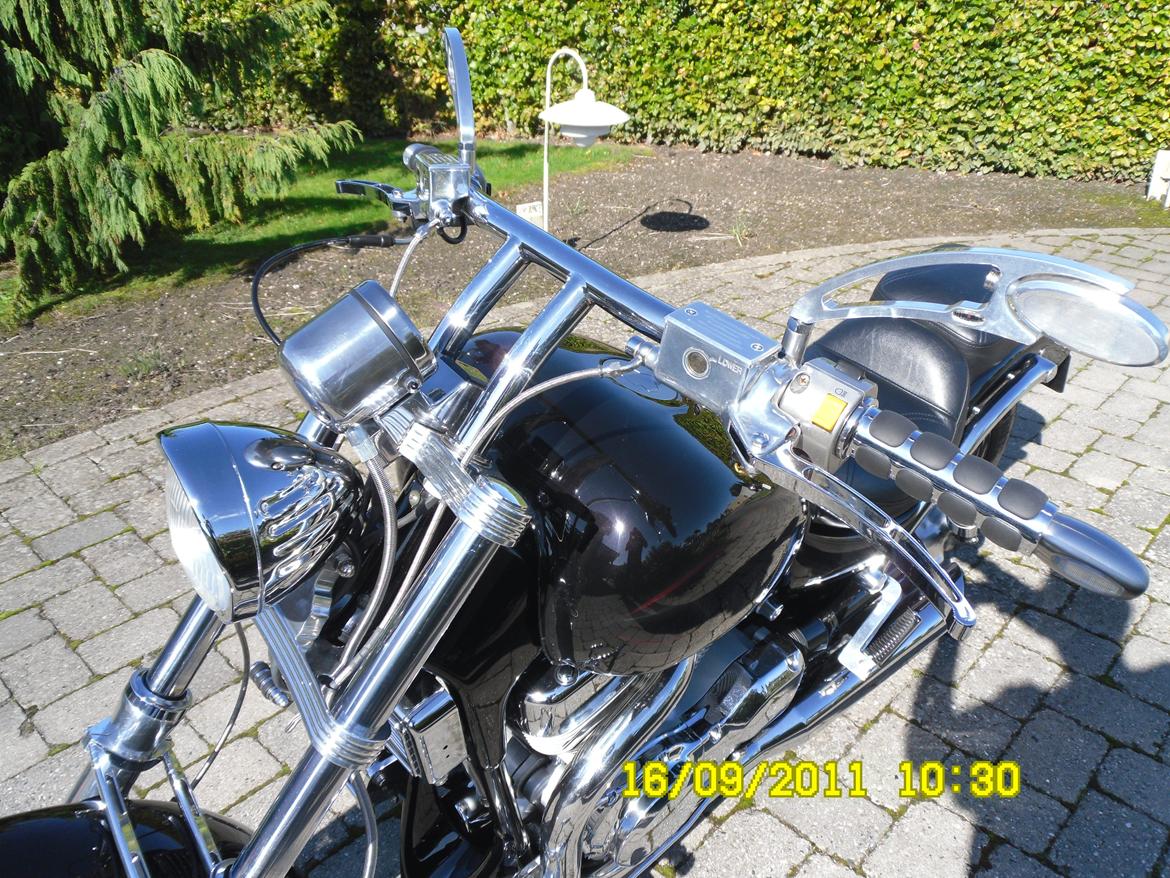 Suzuki Intruder VS 1400 GL billede 5