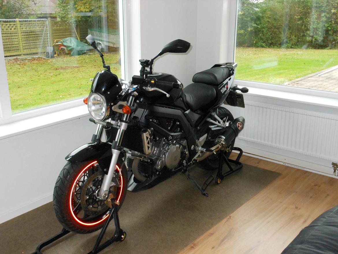 Suzuki SV 1000NK7 billede 17