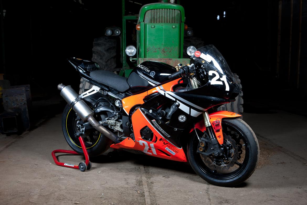 Yamaha R6 bane (SOLGT) billede 6