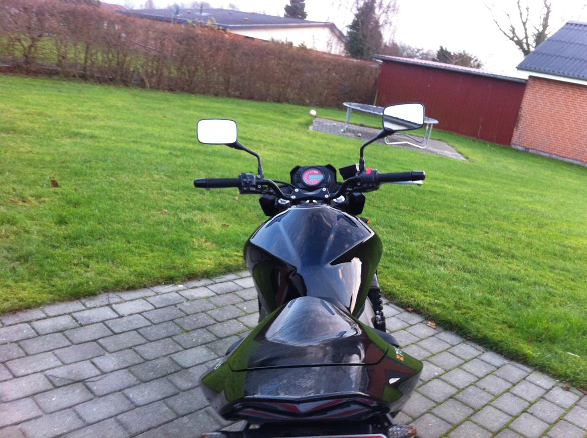 Kawasaki z750(solgt) billede 6