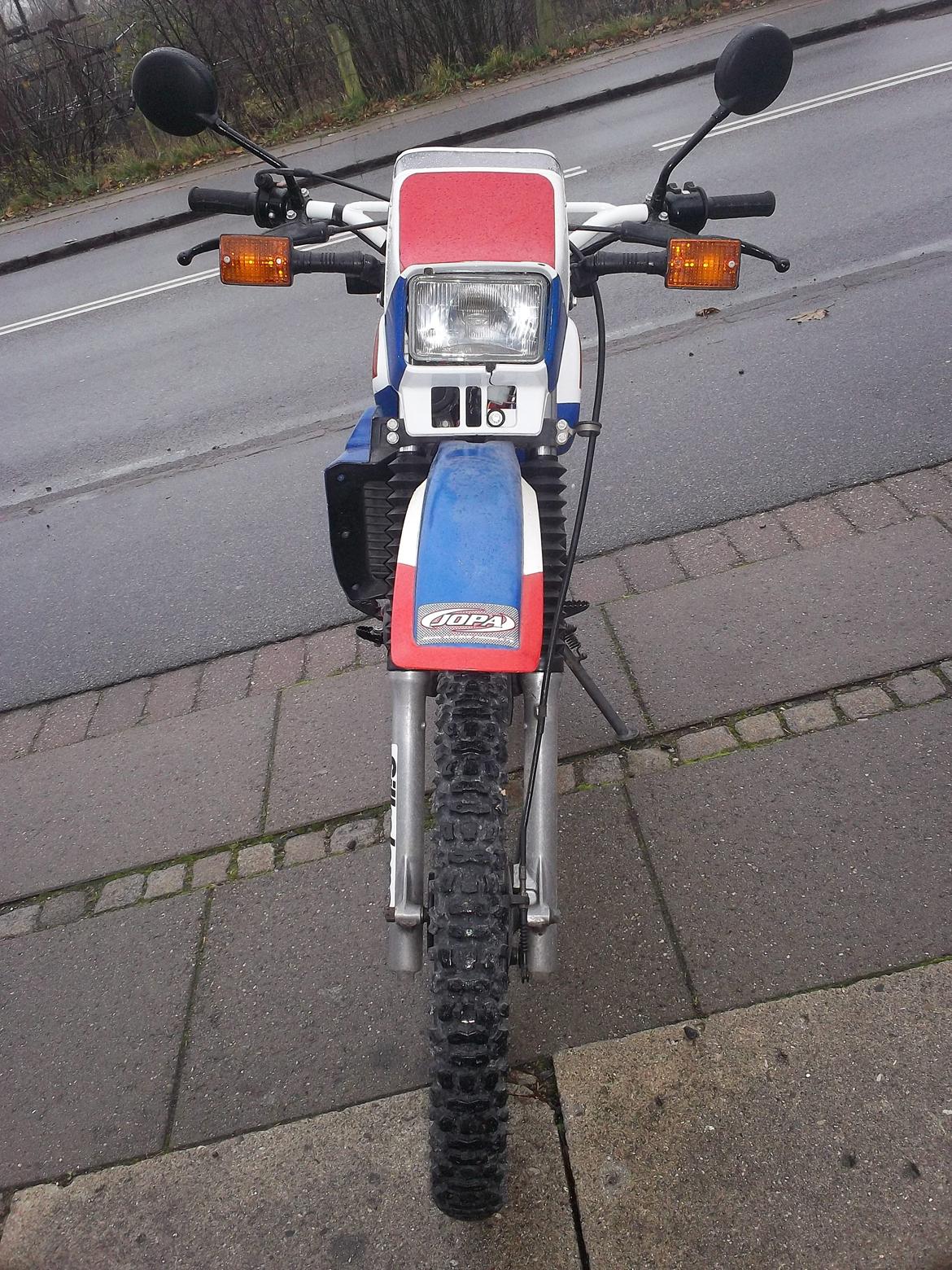 Yamaha DT 125 LC billede 8