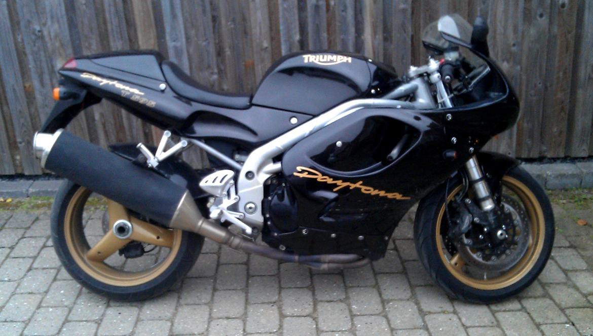 Triumph Daytona-ST. T595/955 Solgt billede 4