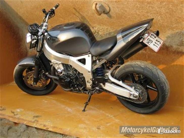Honda CBR 900 Street Fighter billede 14