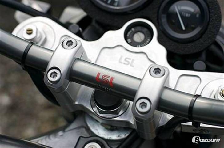 Honda CBR 900 Street Fighter billede 15