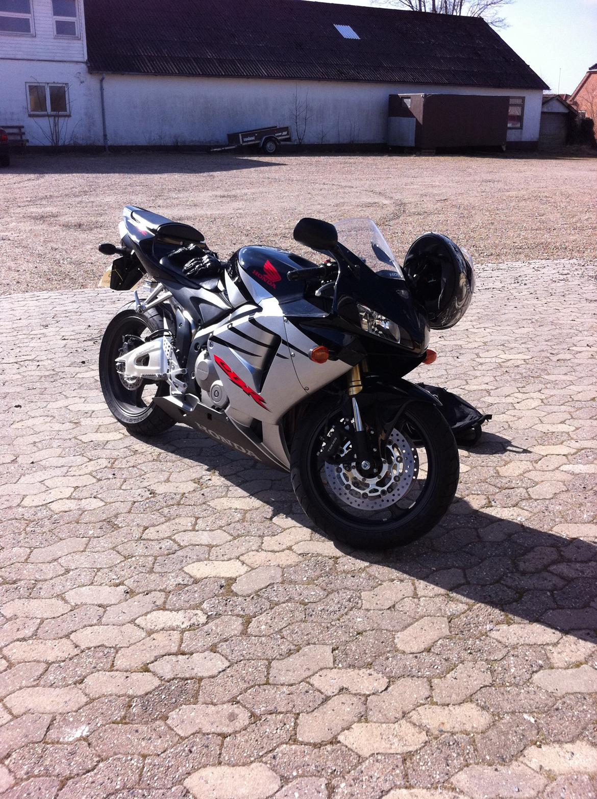 Honda CBR 600 RR billede 2