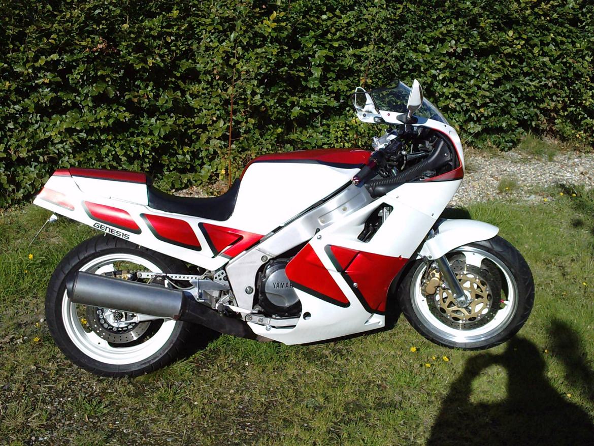 Yamaha FZR 1000 billede 11