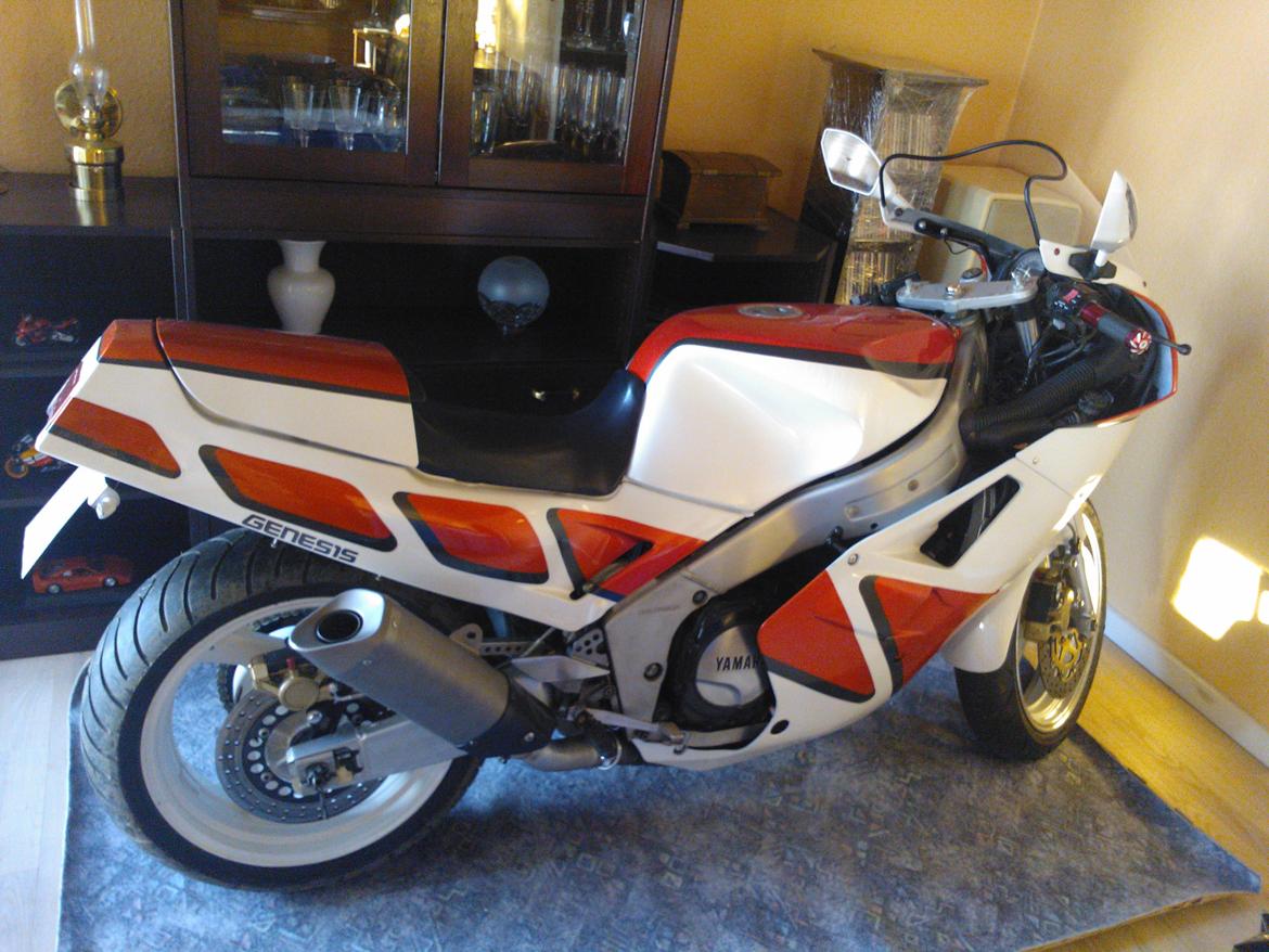 Yamaha FZR 1000 - I hi billede 16