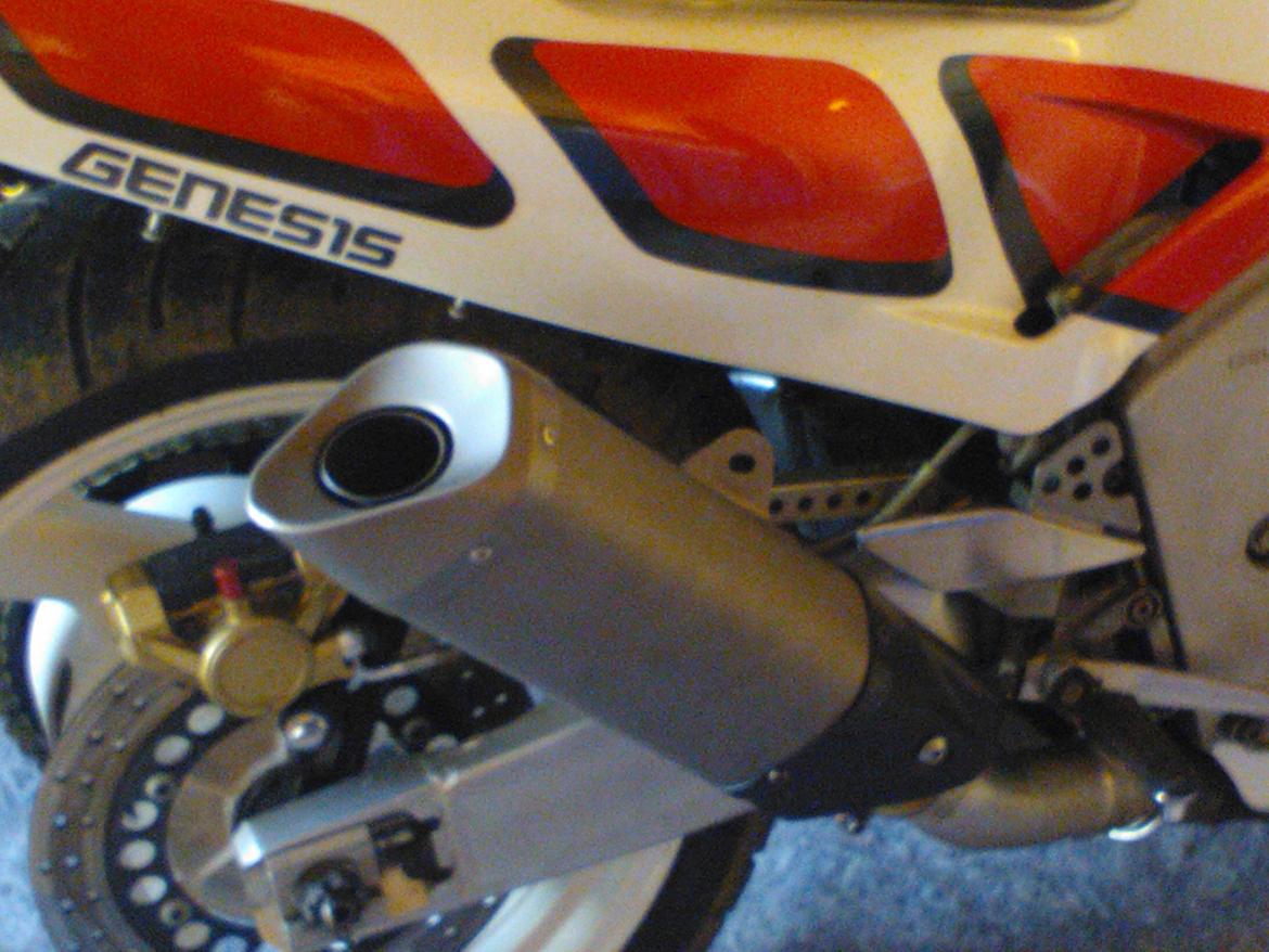 Yamaha FZR 1000 - Fræk lille potte billede 18