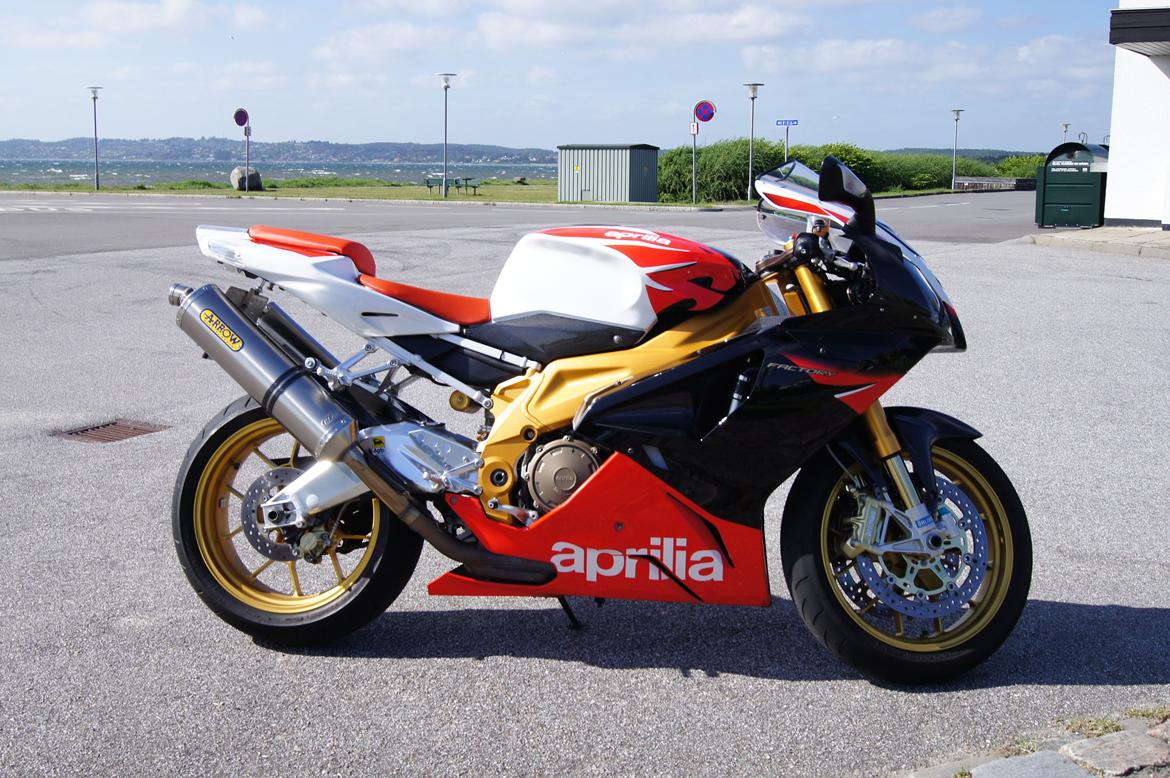 Aprilia RSVR Factory billede 1