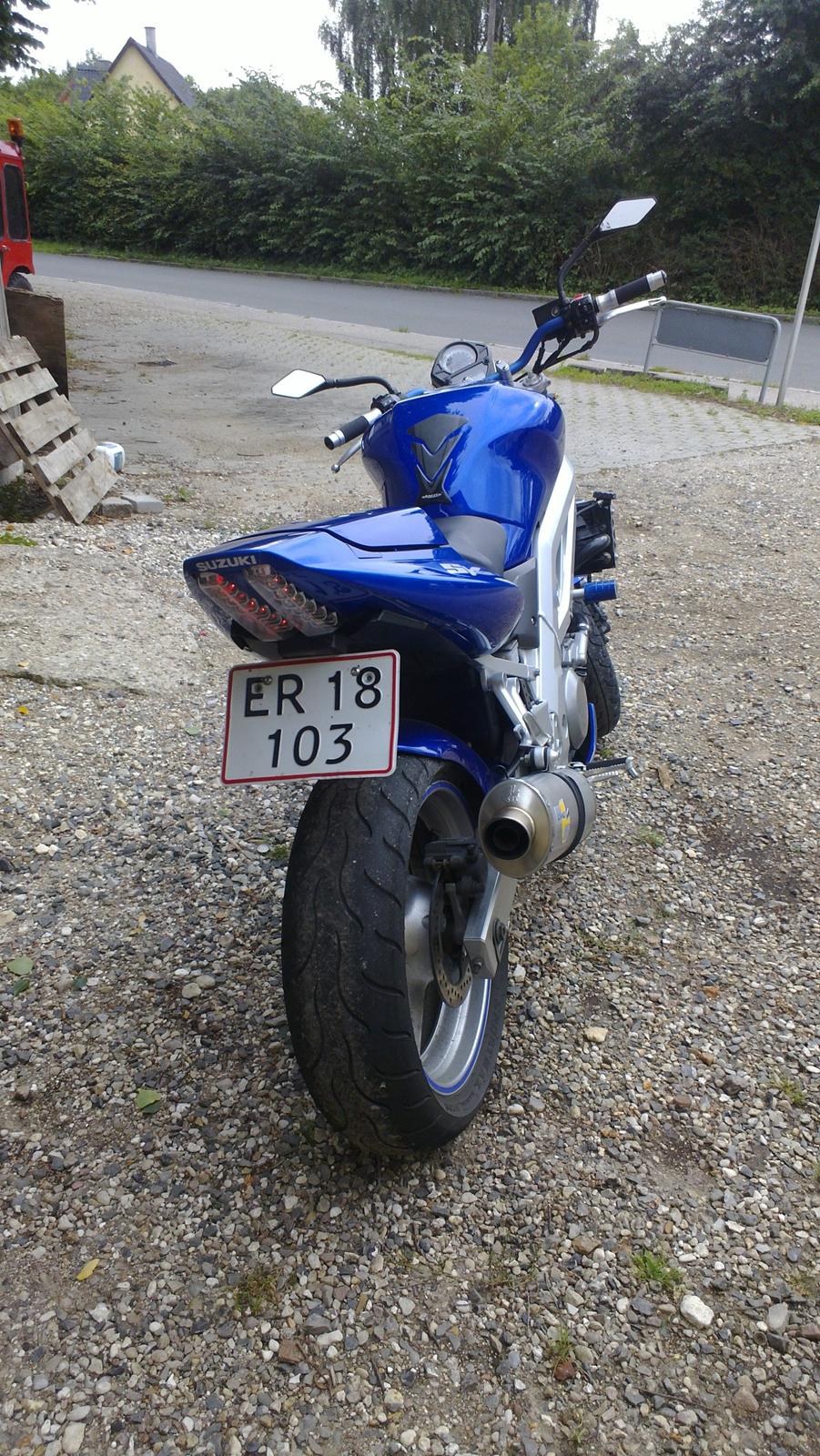 Suzuki sv 650 naked (tidligere maskine) billede 5