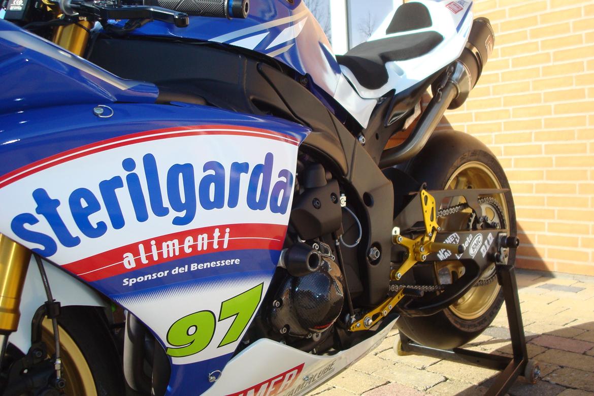 Yamaha R1 billede 3