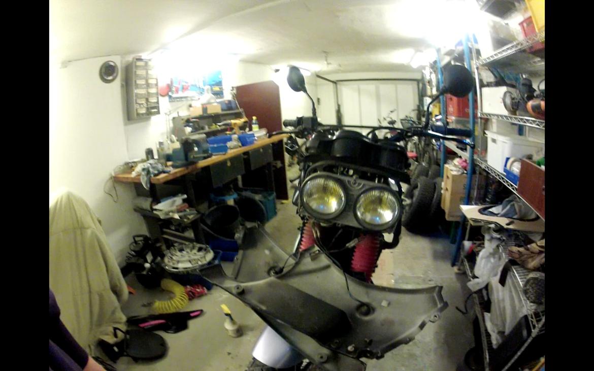 Yamaha TDR 125 [solgt] - De dejlige forlygter, uden plastik omkring billede 15