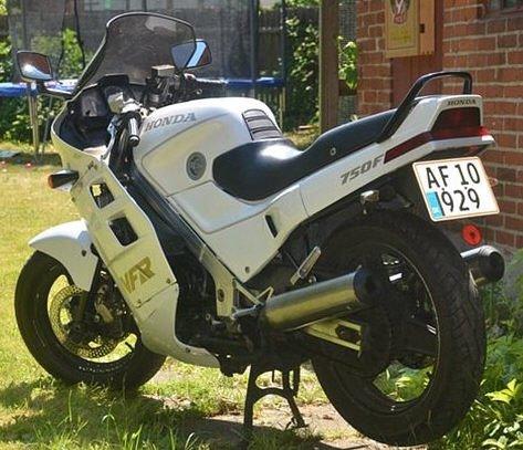 Honda VFR 750 Projekt Fighter billede 3