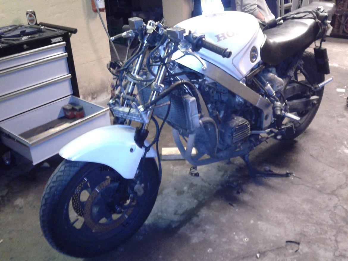 Honda VFR 750 Projekt Fighter billede 6