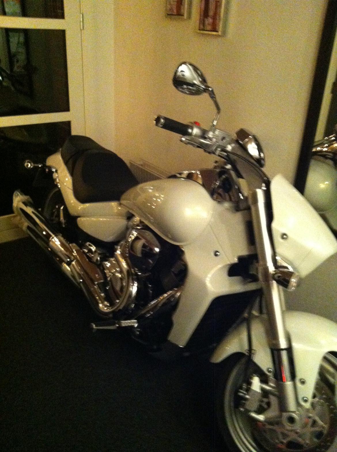 Suzuki VZR 1800 billede 2