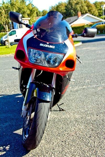 Suzuki GSXR SRAD billede 4