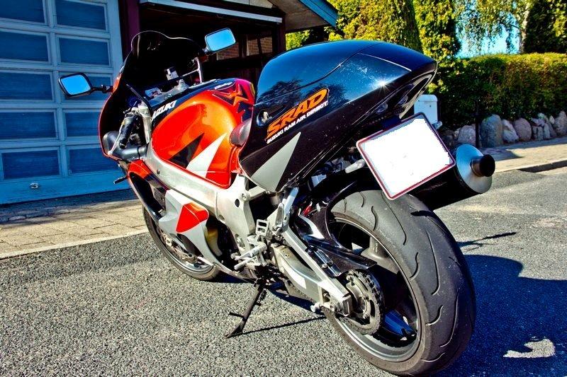 Suzuki GSXR SRAD billede 5