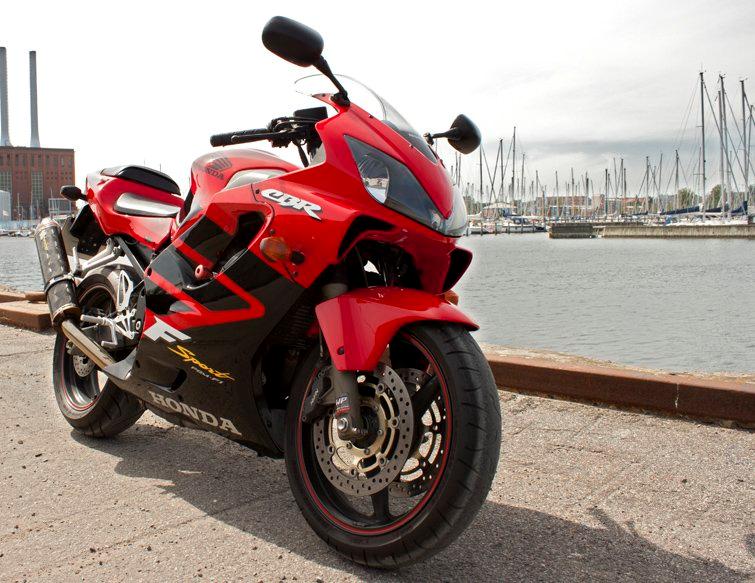 Honda CBR 600 F4I Sport billede 1