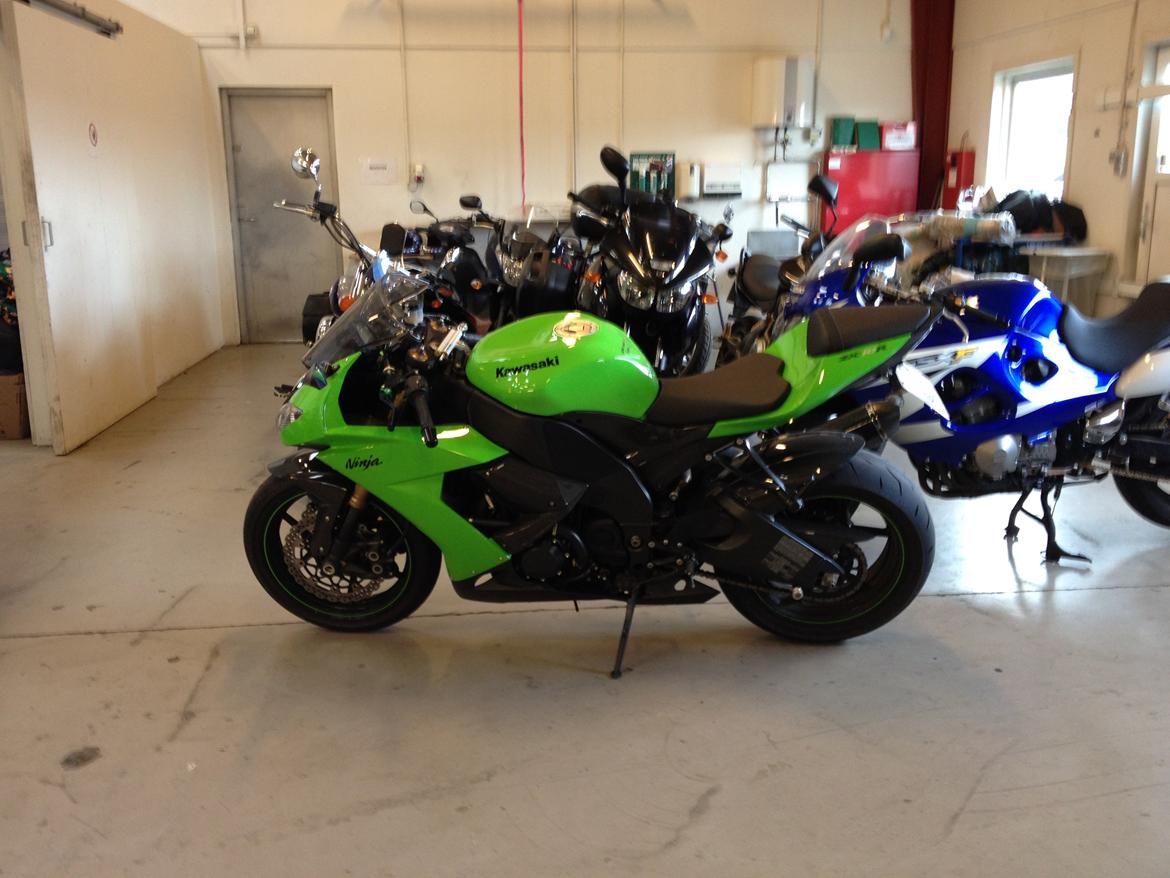 Kawasaki ZX10r billede 7
