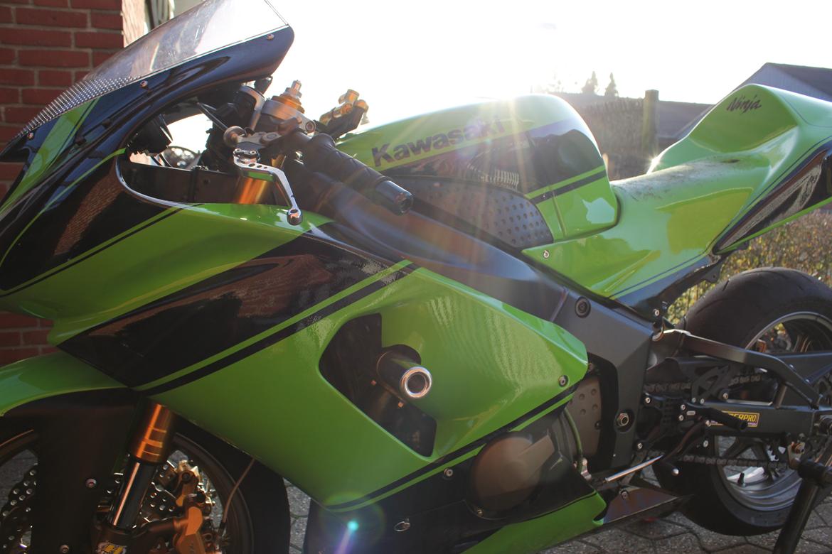 Kawasaki ZX6R billede 7