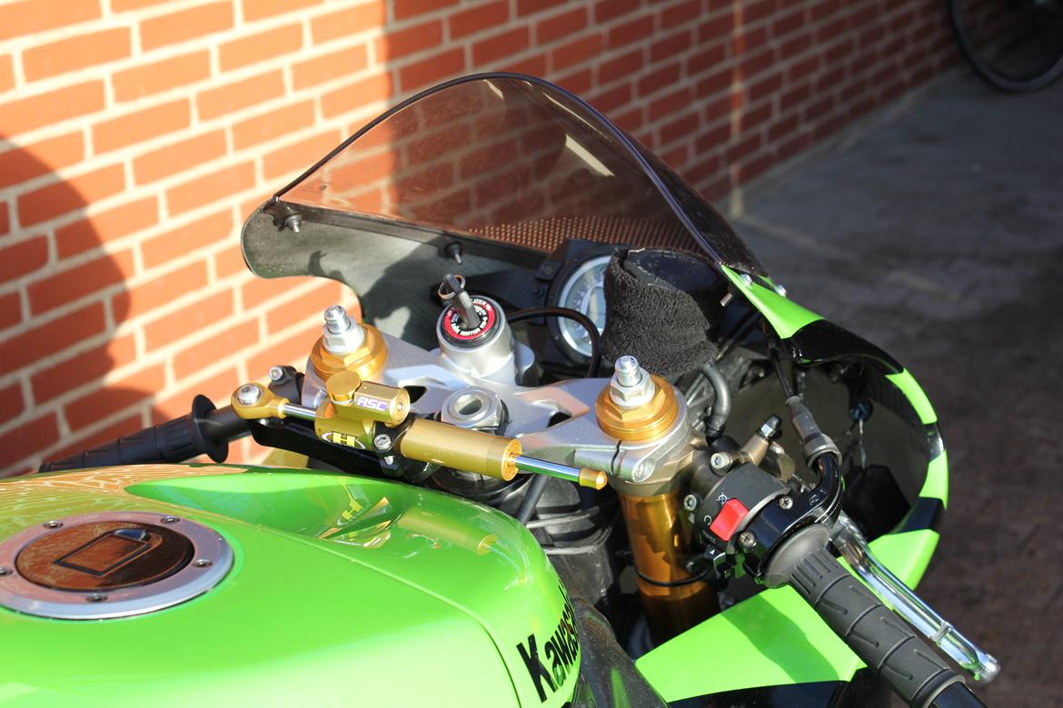 Kawasaki ZX6R billede 9