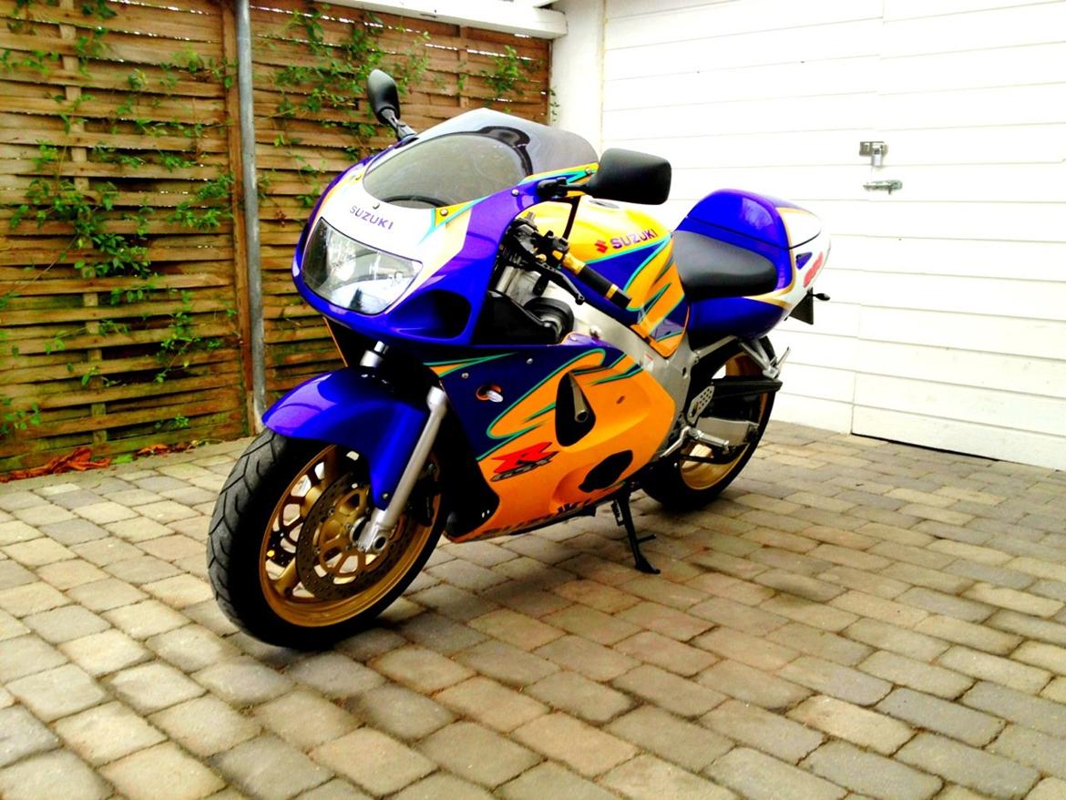 Suzuki Gsx-R 600 Corona billede 3