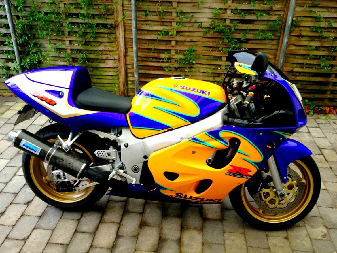 Suzuki Gsx-R 600 Corona - Say hello to my little friend! billede 1