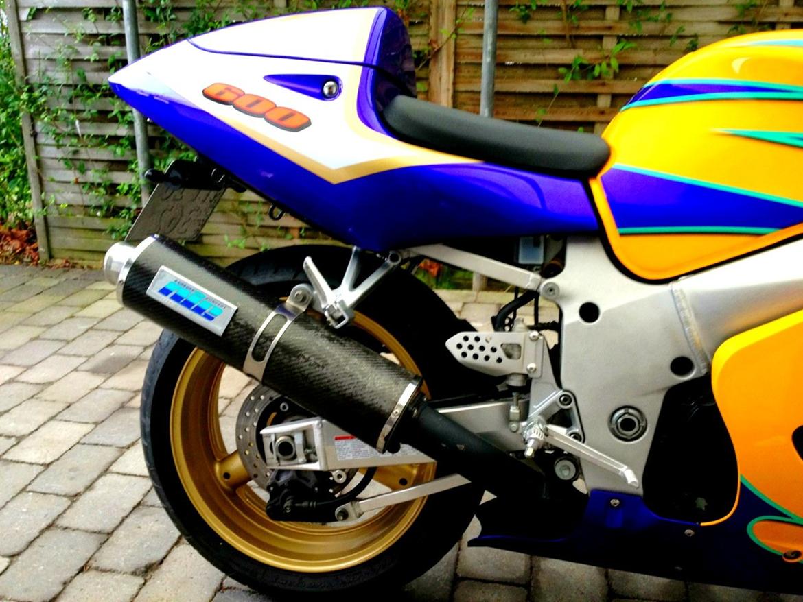 Suzuki Gsx-R 600 Corona billede 11