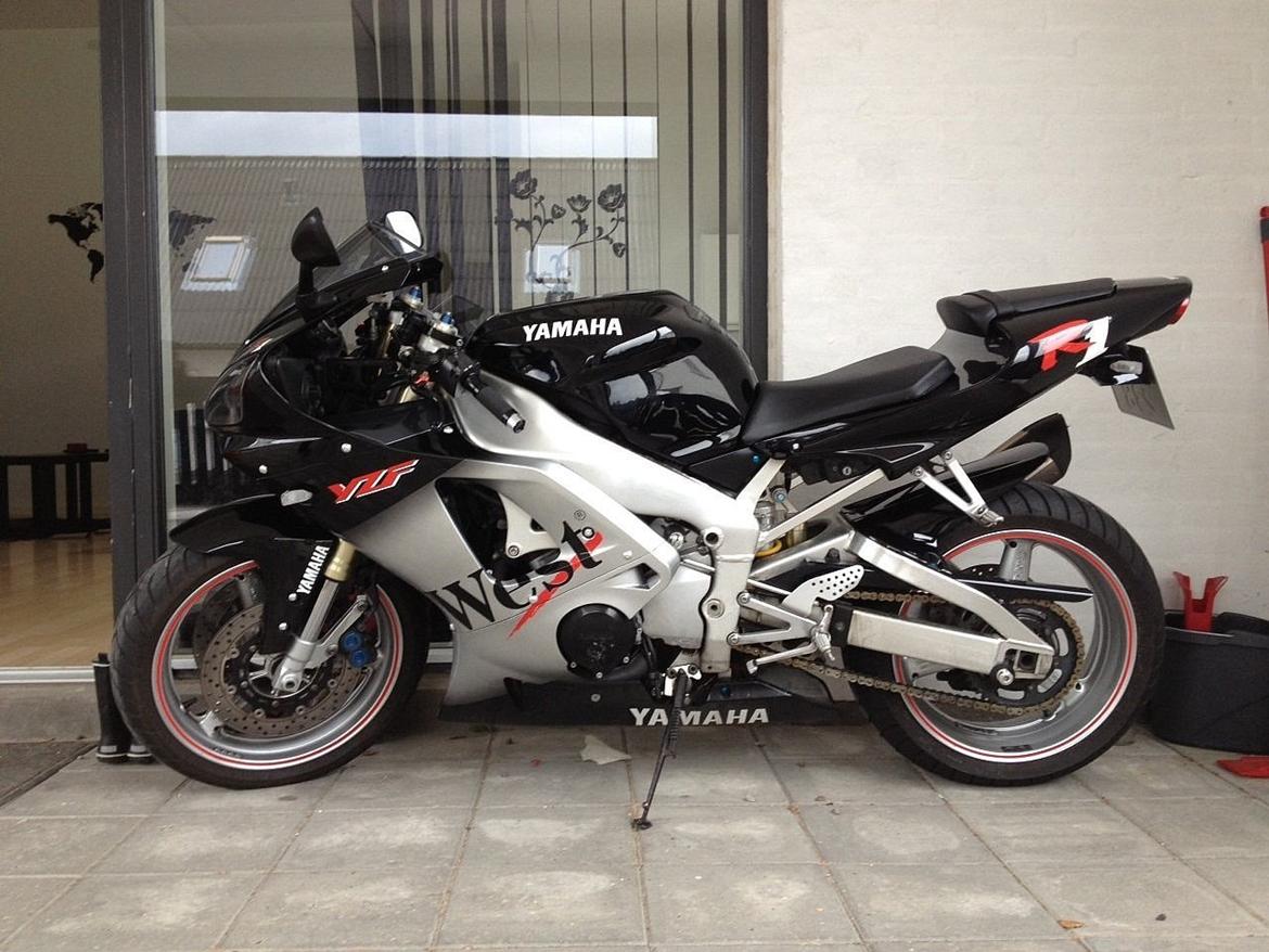 Yamaha YZF R1 *Solgt* billede 1