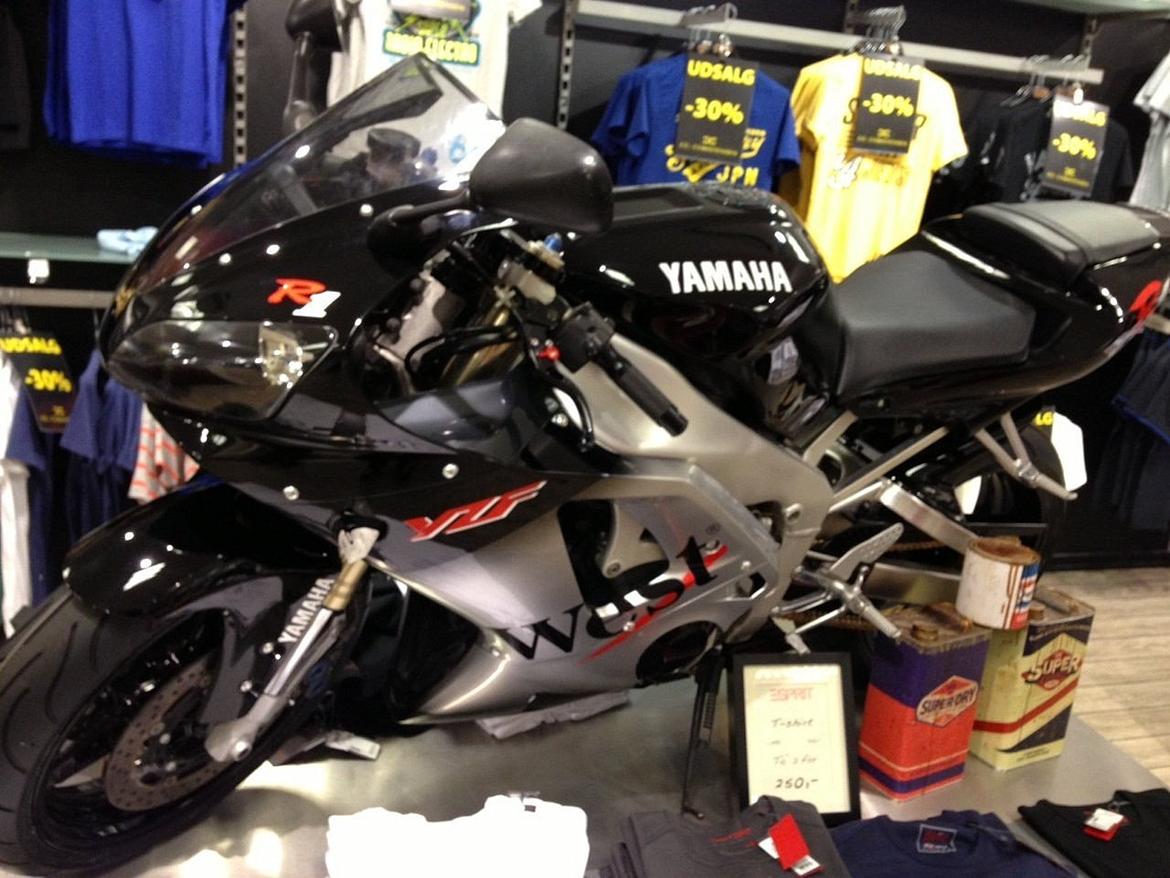Yamaha YZF R1 *Solgt* billede 9