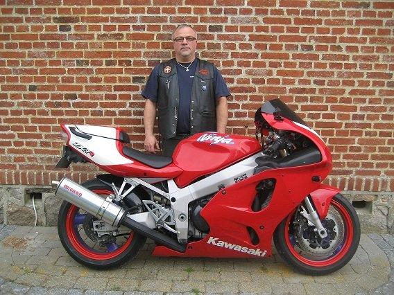 Kawasaki ZX7R billede 2