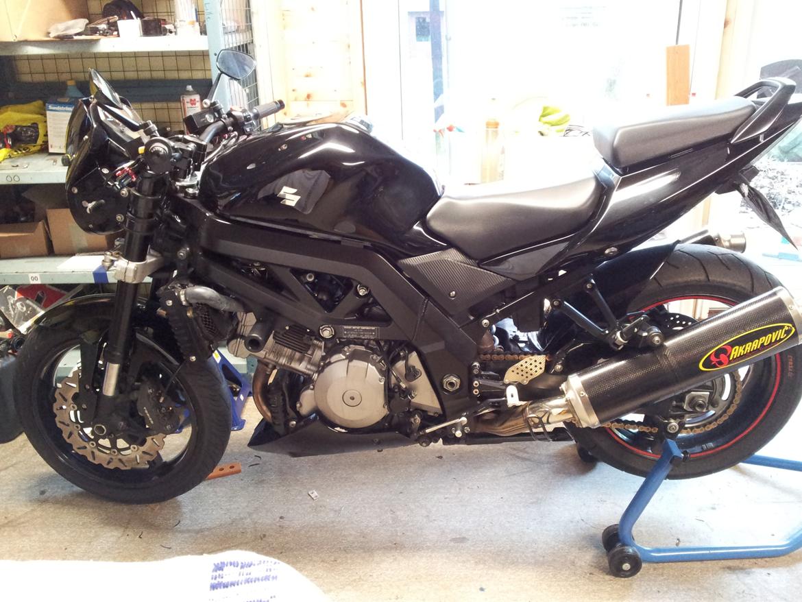 Suzuki SV1000N - Sådan skulle den have været ab fabrik billede 8