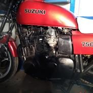 Suzuki GS 750