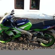 Kawasaki zx6r