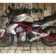 Kawasaki er6n