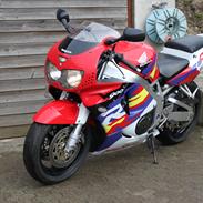 Honda cbr 900