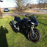 Yamaha R6