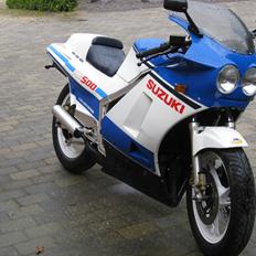 Suzuki RG500