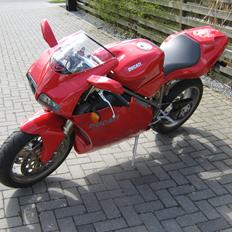 Ducati 748 S