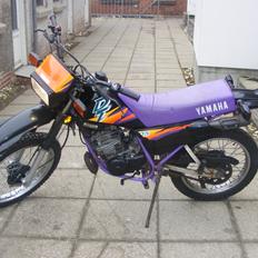 Yamaha DT-175