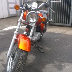 Suzuki GZ 125 Marauder