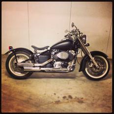 Yamaha XVS 650 Bobber