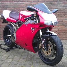 Ducati 748s
