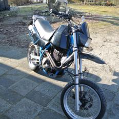Suzuki DR 600 R
