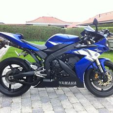 Yamaha Yzf R1