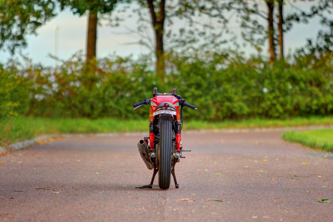 Ducati 650 SL Pantah Cafe Racer billede 2